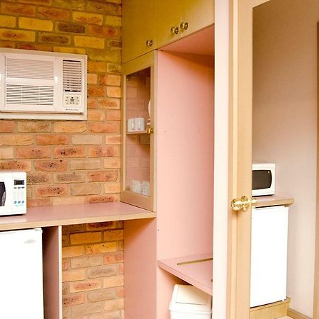 Pines Country Club Motor Inn Shepparton Phòng bức ảnh