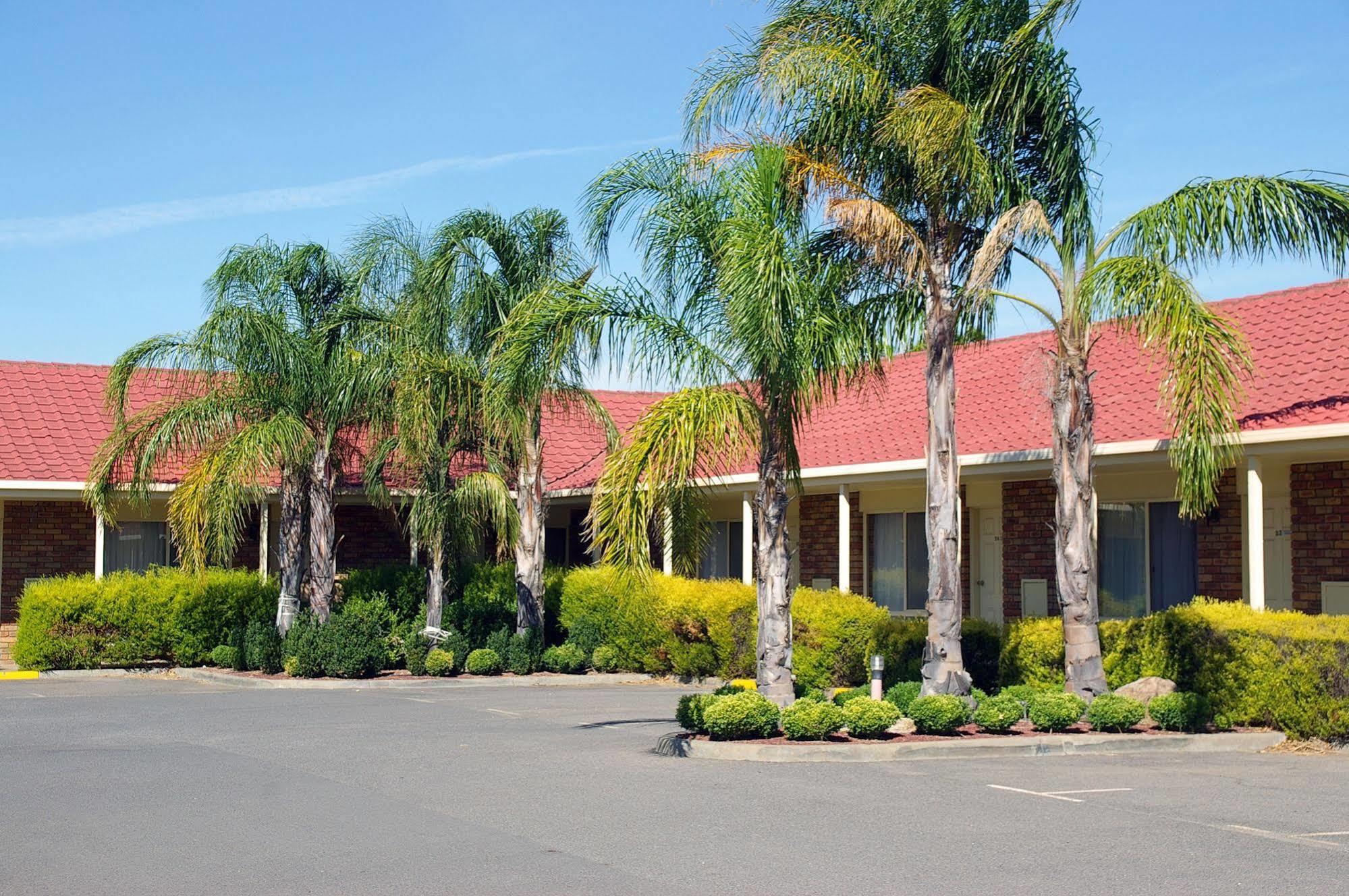 Pines Country Club Motor Inn Shepparton Ngoại thất bức ảnh