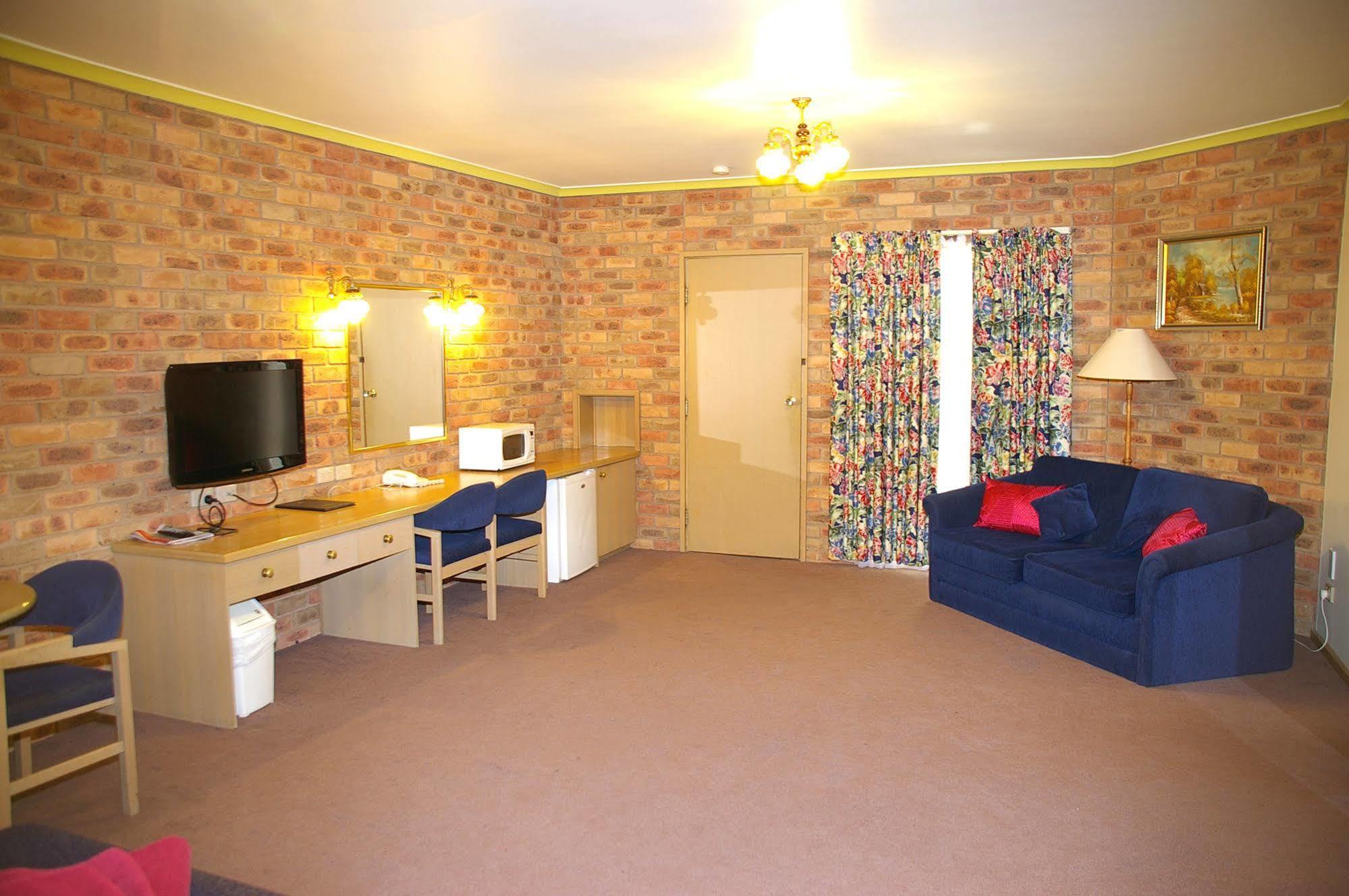 Pines Country Club Motor Inn Shepparton Ngoại thất bức ảnh