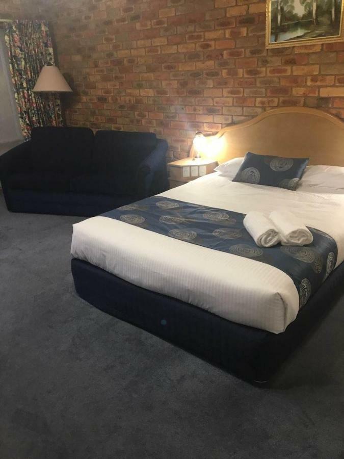 Pines Country Club Motor Inn Shepparton Ngoại thất bức ảnh